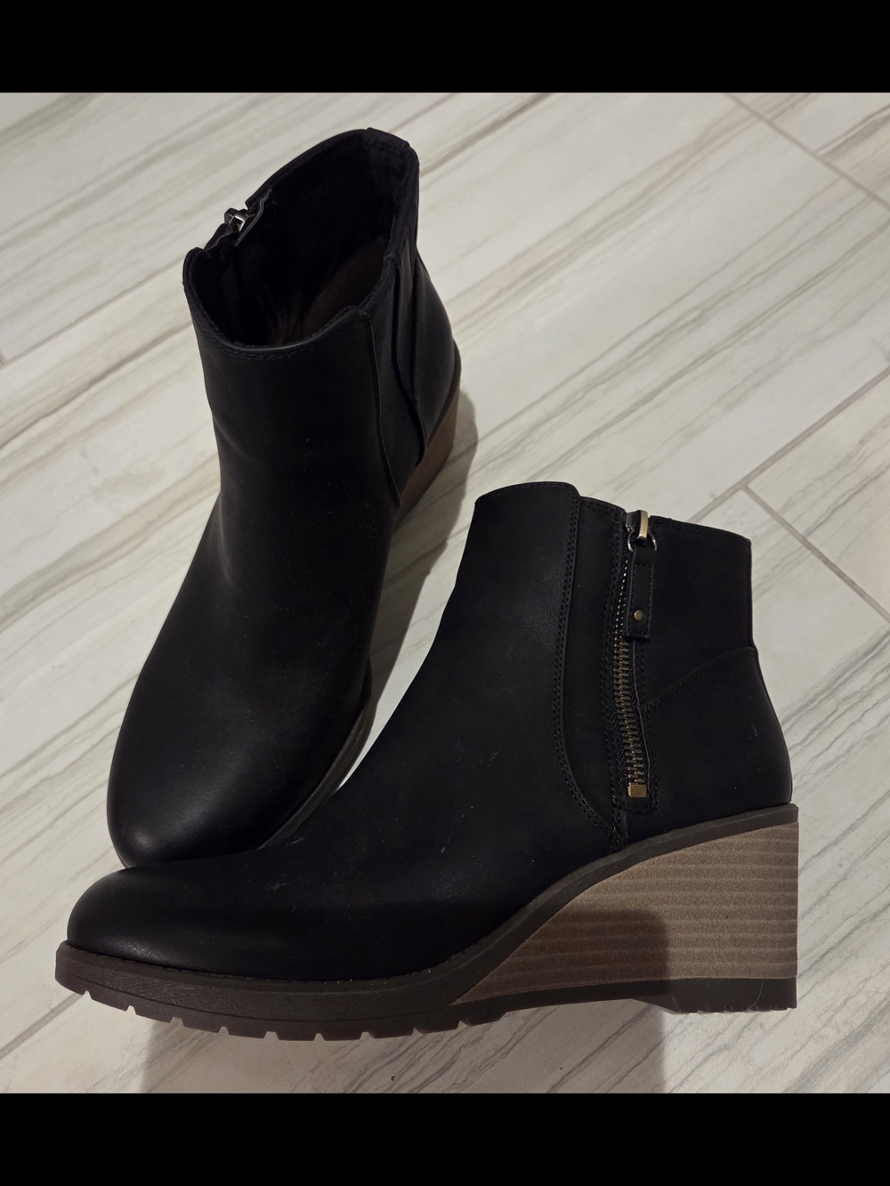 Dr. Scholl's Black Wedge Ankle Booties with Side Zip